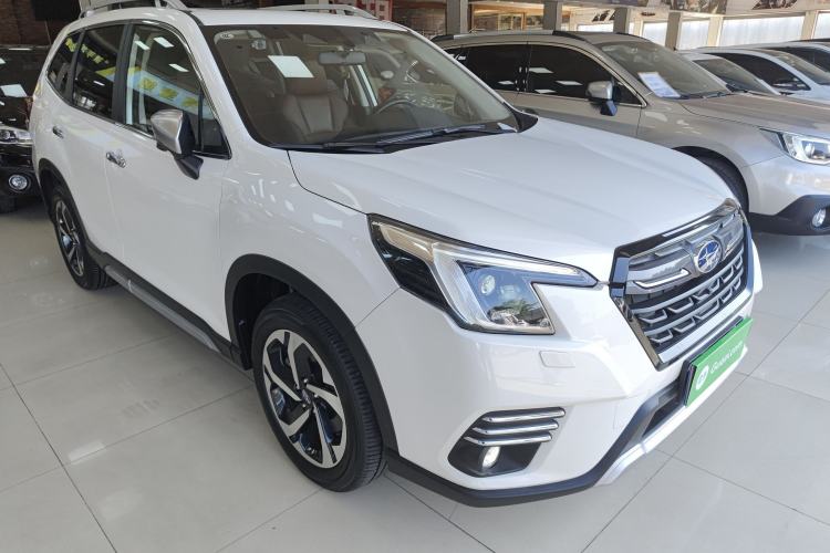 Used Subaru Forester 2024 2.5i AWD Flagship Edition EyeSight Front Right 45 Deg