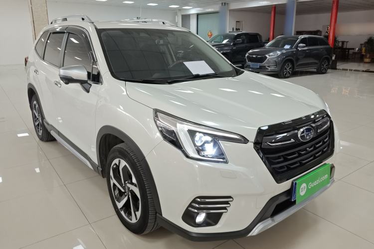 Used Subaru Forester 2024 2.5i AWD Flagship Edition EyeSight Front Right 45 Deg