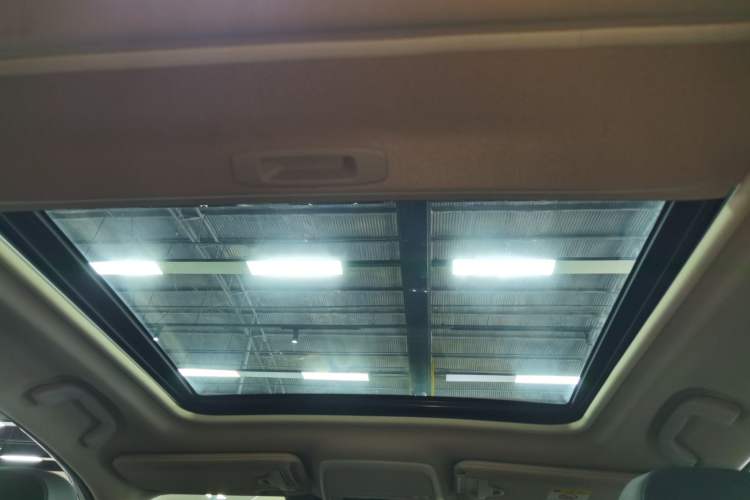 Used Subaru Forester 2024 2.5i AWD Premium Edition EyeSight Headliner
