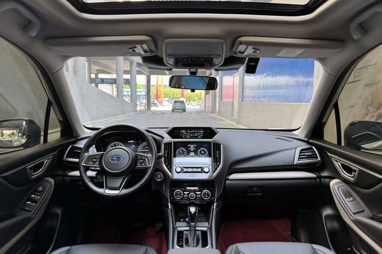 Used Subaru Forester 2024 2.5i AWD Premium Edition EyeSight Interior 1