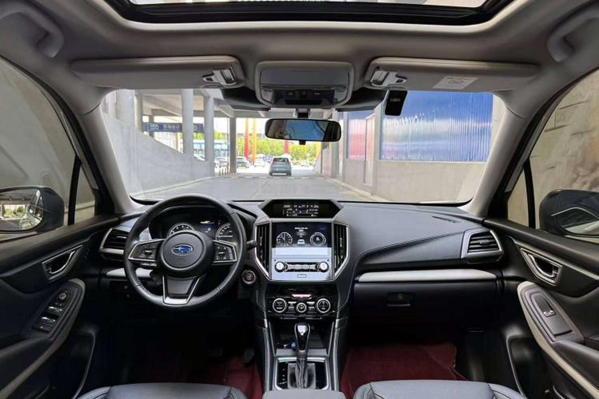 Used Subaru Forester 2024 2.5i AWD Premium Edition EyeSight Interior 1