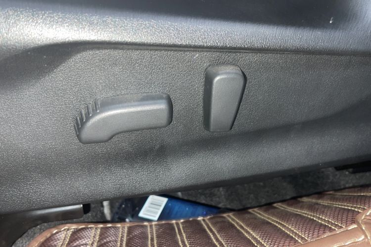 Used Subaru Forester 2024 2.5i AWD Flagship Edition EyeSight Interior 12