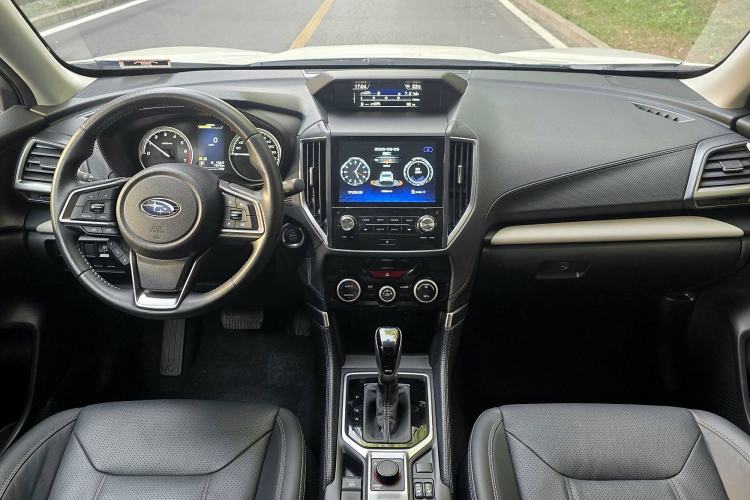 Used Subaru Forester 2024 2.5i AWD Premium Edition EyeSight Interior 3