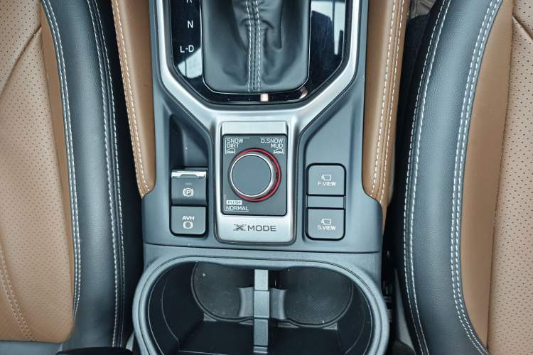 Used Subaru Forester 2024 2.5i AWD Flagship Edition EyeSight Interior 7