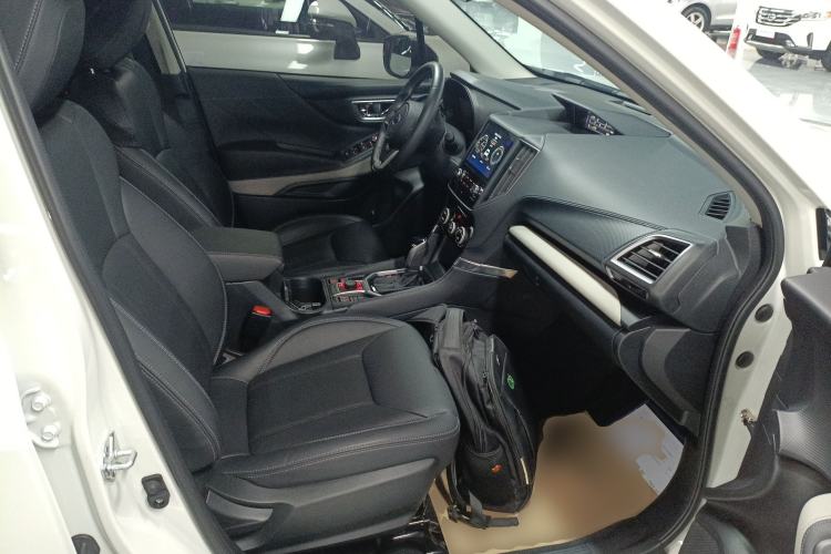 Used Subaru Forester 2024 2.5i AWD Premium Edition EyeSight Right Front Seat