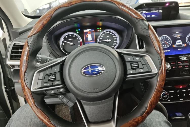 Used Subaru Forester 2024 2.5i AWD Flagship Edition EyeSight Steering Wheel