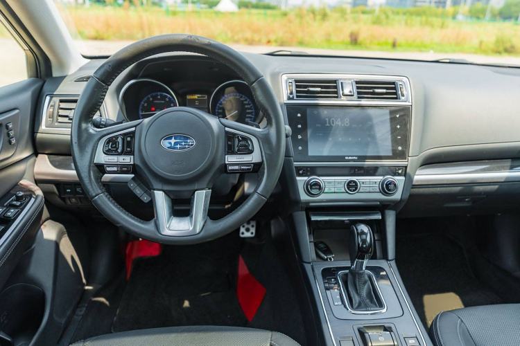 Used Subaru Legacy 2016 2.0 DIT All-Wheel-Drive Ultimate Edition Steering Wheel