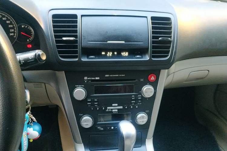 Used Subaru Legacy 2006 2.0R Wagon Audio And AC Panel