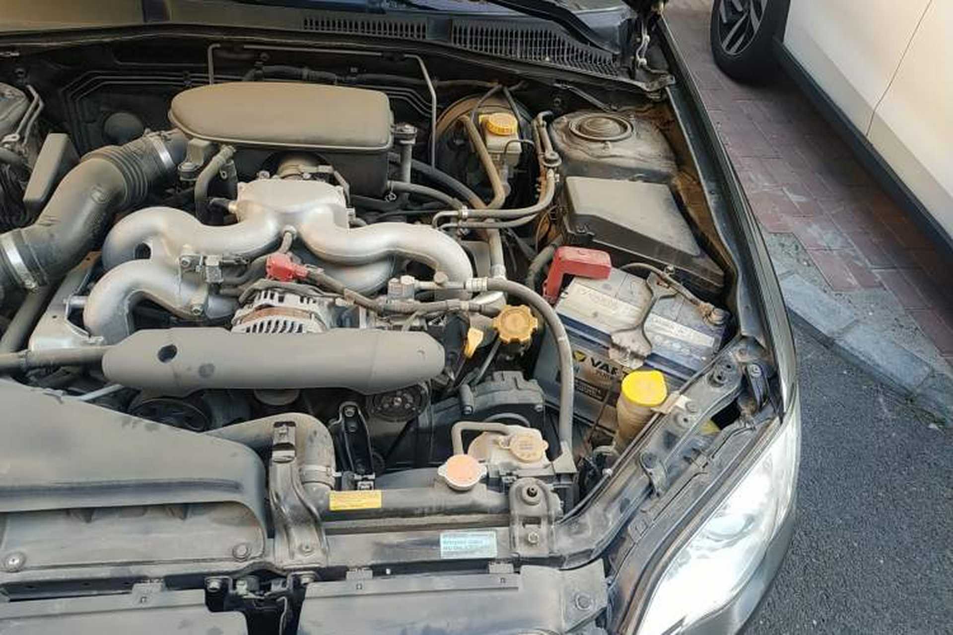 Used Subaru Legacy 2006 2.0R Wagon Engine Bay Left