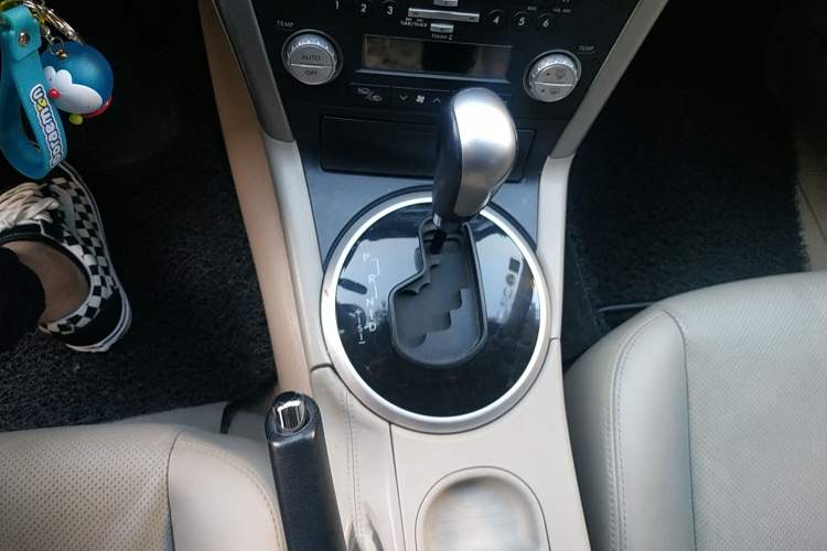 Used Subaru Legacy 2006 2.0R Wagon Gear Lever