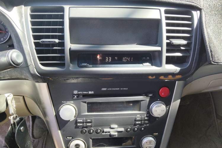 Used Subaru Legacy 2006 2.0R Audio And AC Panel