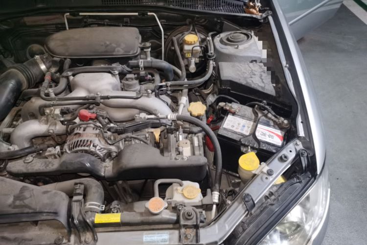 Used Subaru Legacy 2006 2.0R Engine Bay Left