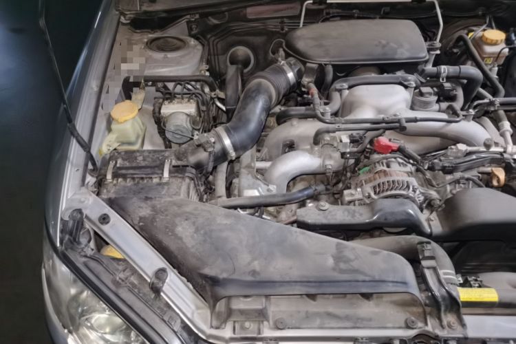 Used Subaru Legacy 2006 2.0R Engine Bay Right