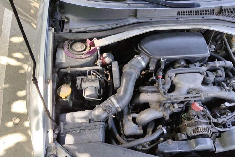 Used Subaru Legacy 2006 2.0R Engine Bay Right
