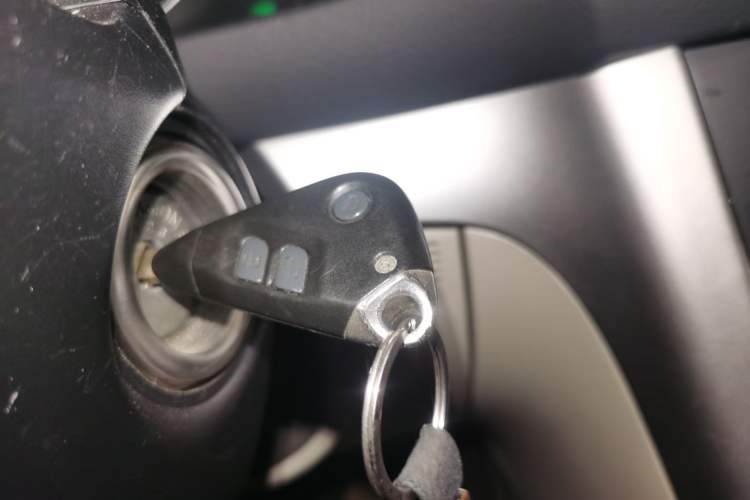Used Subaru Legacy 2006 2.0R Vehicle Key