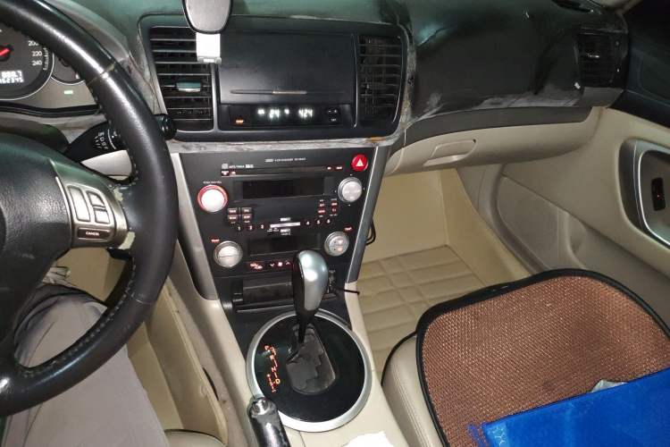 Used Subaru Legacy 2006 2.0R Audio And AC Panel