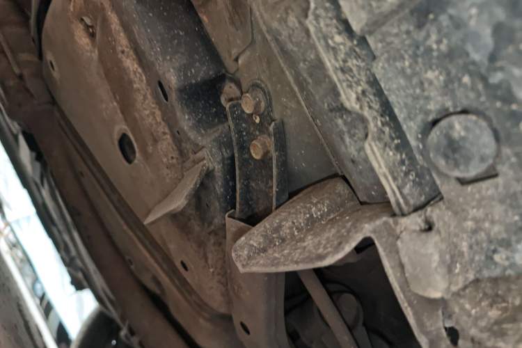 Used Subaru Legacy 2010 2.5i Luxury Edition Chassis Rear Left