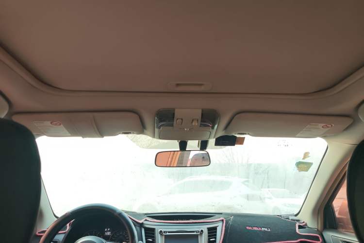 Used Subaru Legacy 2010 2.5i Luxury Edition Headliner