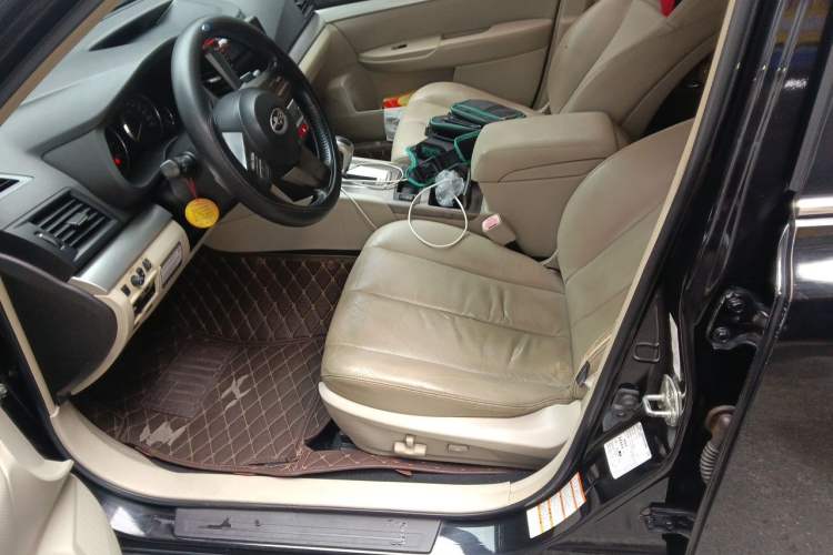 Used Subaru Legacy 2010 2.0i Luxury Edition Left Front Seat