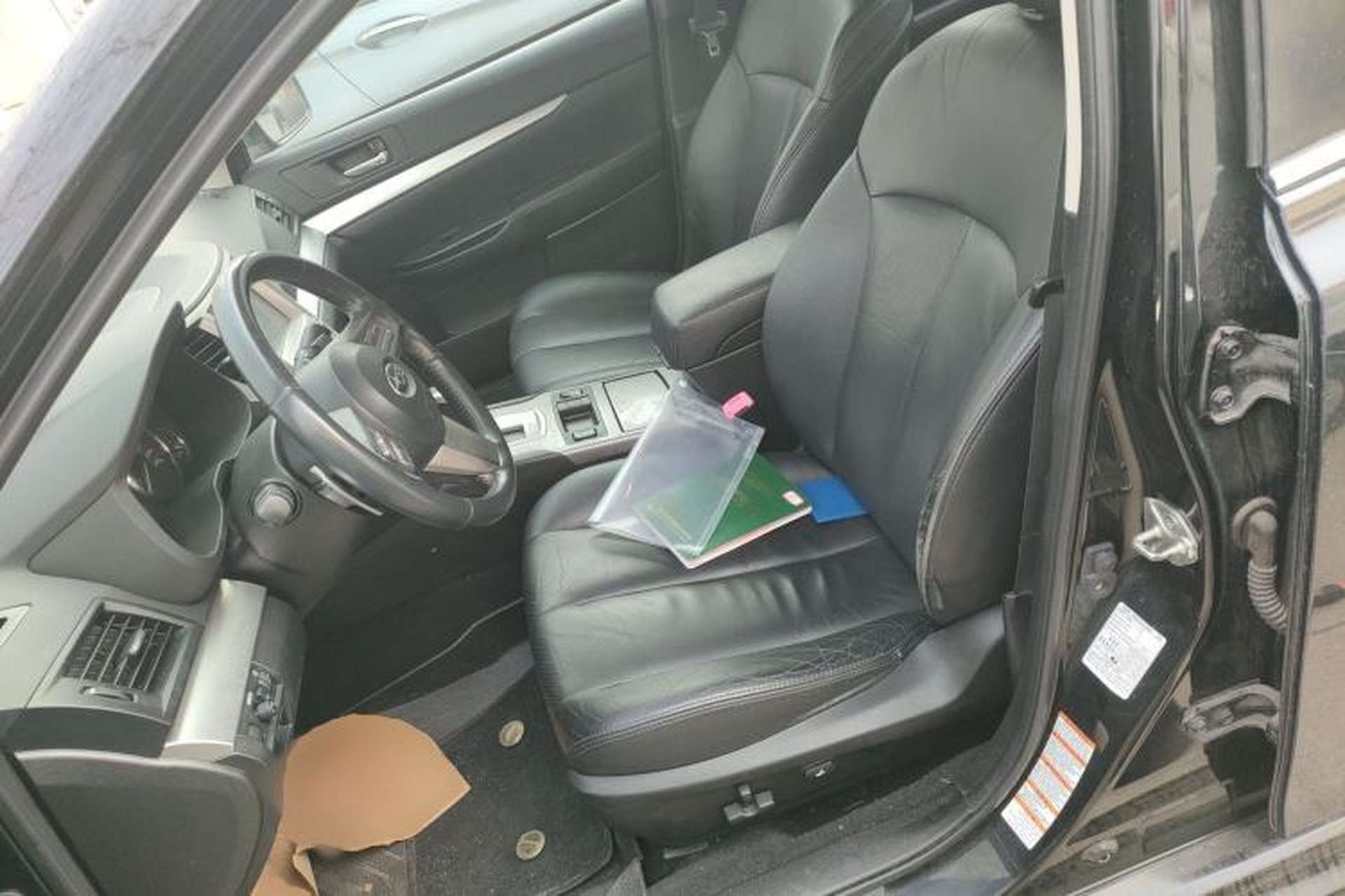 Used Subaru Legacy 2010 2.0i Luxury Navigation Edition Left Front Seat