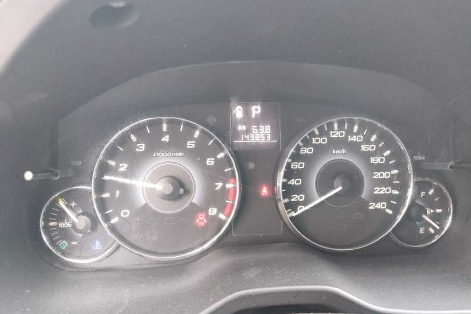 Used Subaru Legacy 2010 2.0i Luxury Navigation Edition Odometer Close Up