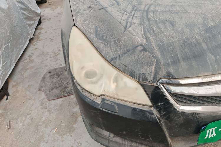 Used Subaru Legacy 2010 2.5i Luxury Edition Right Front Headlight