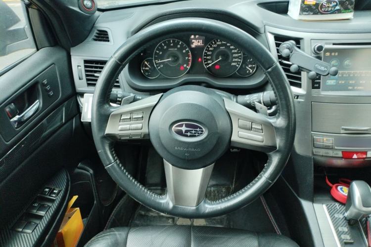 Used Subaru Legacy 2010 2.5GT Luxury Edition Steering Wheel