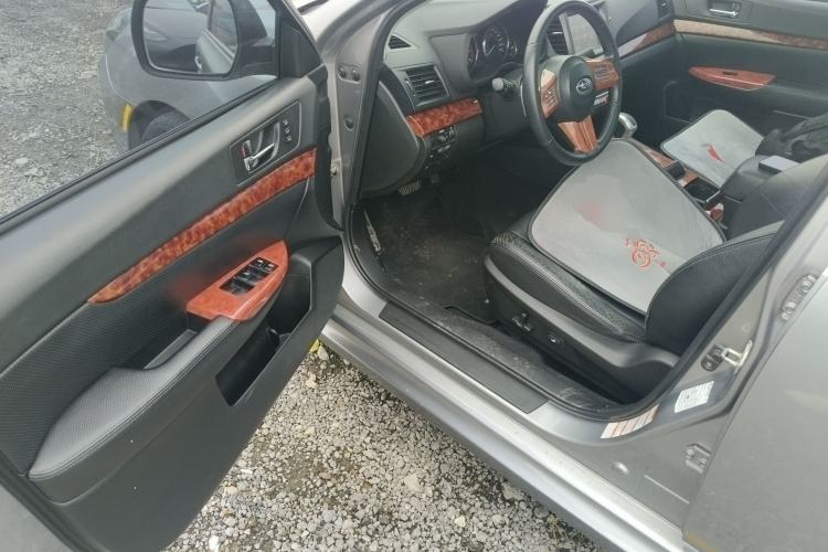 Used Subaru Legacy 2010 2.5i Luxury Navigation Edition Driver Seat