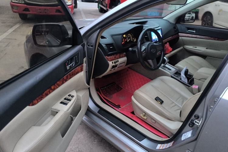 Used Subaru Legacy 2010 2.5i Luxury Edition Driver Seat