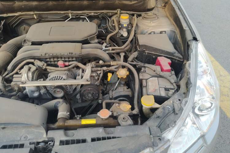 Used Subaru Legacy 2010 2.0i Luxury Edition Engine Bay Left