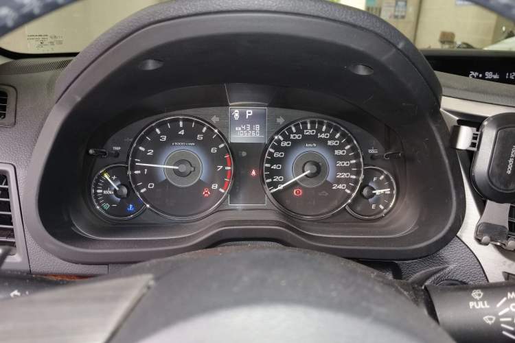 Used Subaru Legacy 2010 2.5i Luxury Edition Instrument Cluster