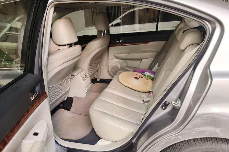 Used Subaru Legacy 2010 2.5i Luxury Edition Left Rear Seat