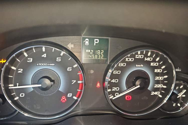 Used Subaru Legacy 2010 2.5i Luxury Navigation Edition Odometer Close Up