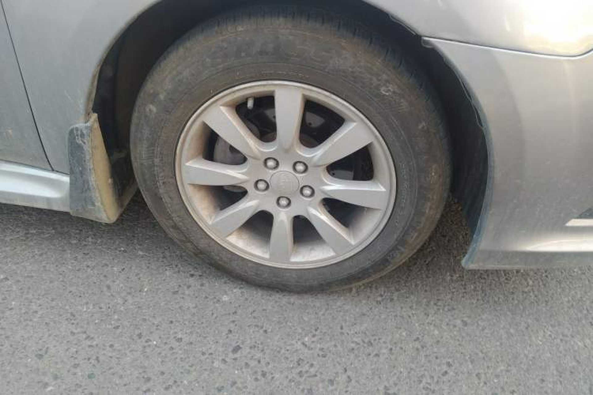 Used Subaru Legacy 2010 2.0i Luxury Edition Right Front Wheel Hub