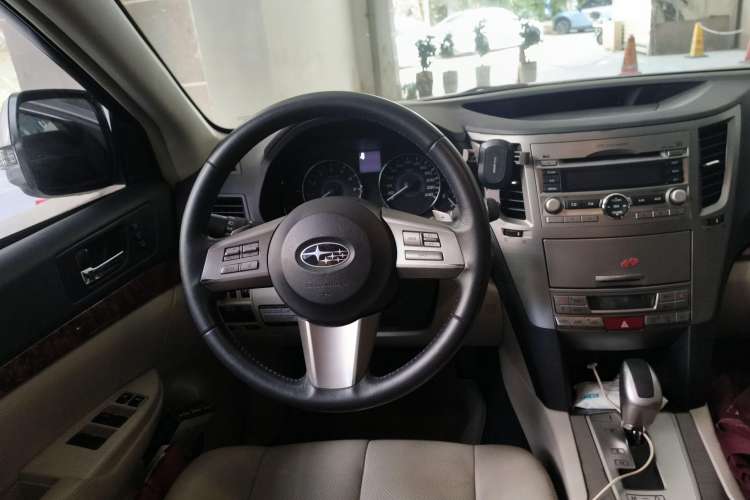 Used Subaru Legacy 2010 2.5i Luxury Edition Steering Wheel