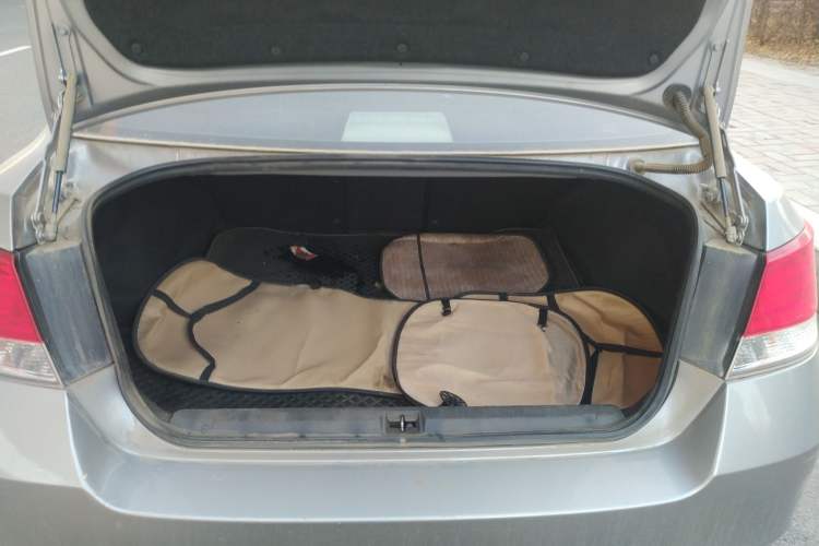 Used Subaru Legacy 2010 2.0i Luxury Edition Trunk