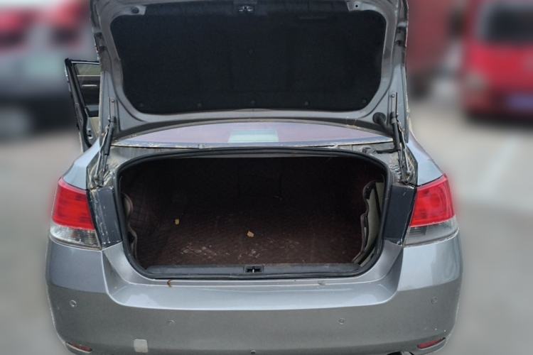 Used Subaru Legacy 2010 2.5i Luxury Edition Trunk