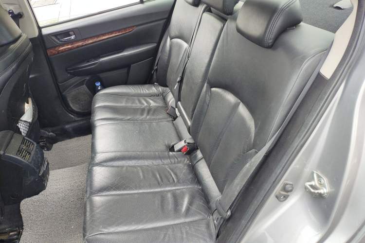 Used Subaru Legacy 2010 2.5i Luxury Edition Left Rear Seat