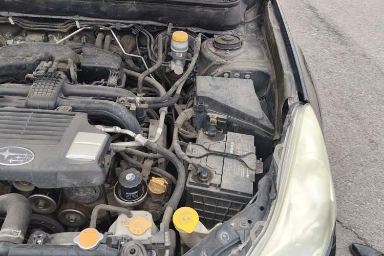 Used Subaru Legacy 2013 2.5i-X Luxury Edition Engine Bay Left