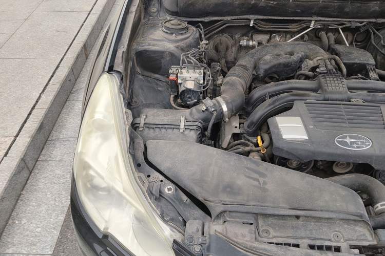 Used Subaru Legacy 2013 2.5i-X Luxury Edition Engine Bay Right