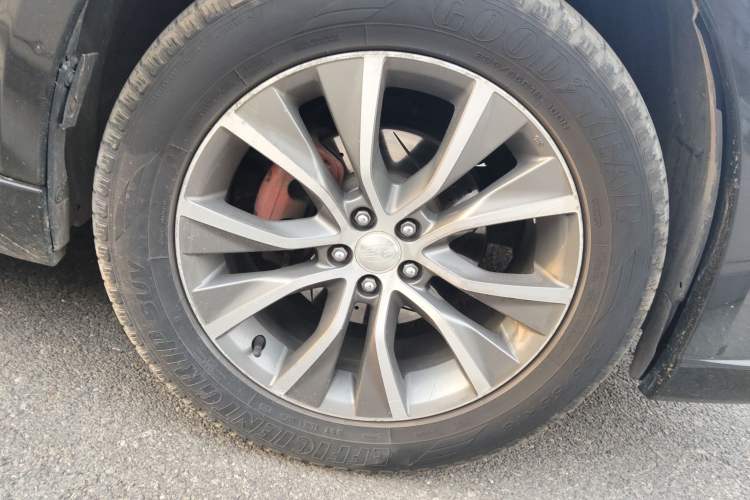 Used Subaru Legacy 2013 2.5i-X Luxury Edition Right Front Wheel Hub