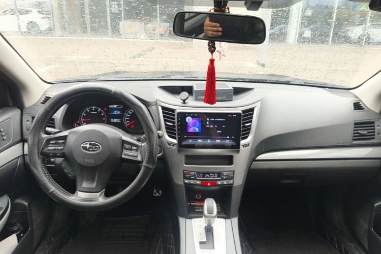 Used Subaru Legacy 2014 2.5i Yashang Smart Edition Center Console