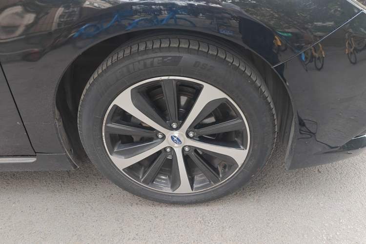 Used Subaru Legacy 2016 2.5i All-Wheel-Drive Glory Edition Exterior 7