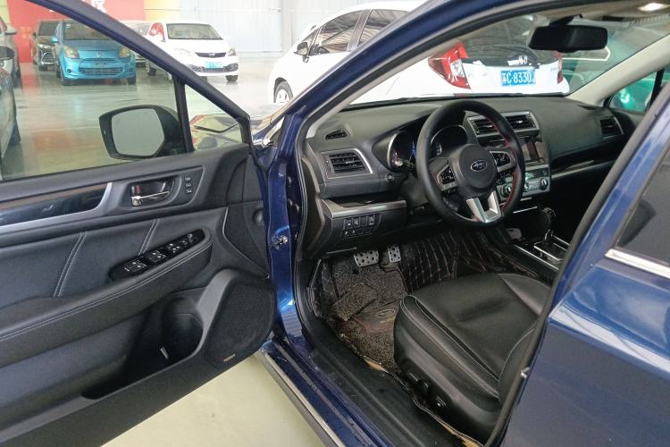 Used Subaru Legacy 2016 2.5i All-Wheel-Drive Glory Edition Driver Seat