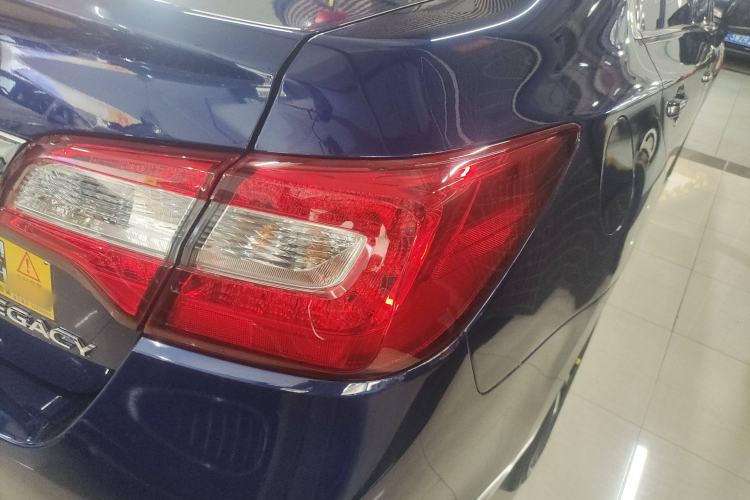 Used Subaru Legacy 2016 2.5i All-Wheel-Drive Glory Edition Exterior 4