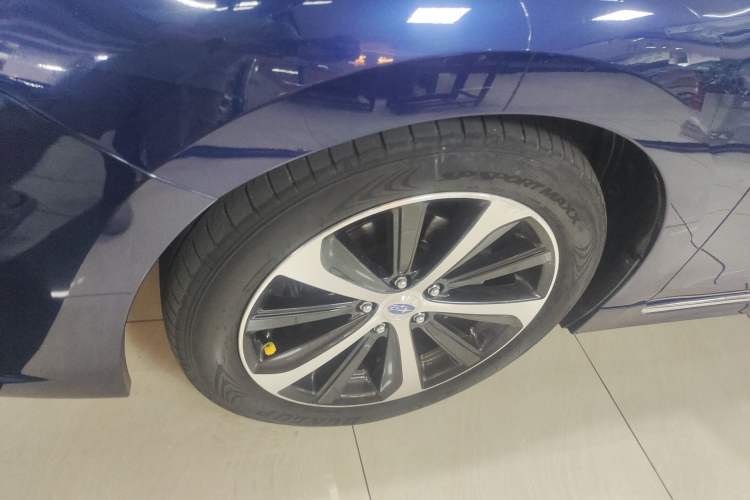 Used Subaru Legacy 2016 2.5i All-Wheel-Drive Glory Edition Exterior 5