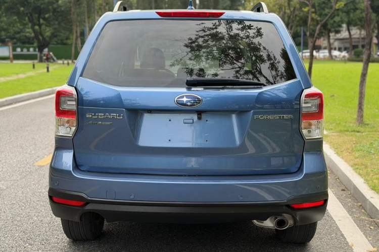 Used Subaru Legacy 2016 2.5i All-Wheel-Drive Glory Edition Exterior 8