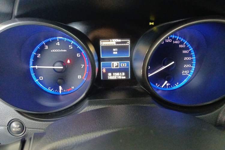 Used Subaru Legacy 2016 2.5i All-Wheel-Drive Glory Edition Instrument Cluster
