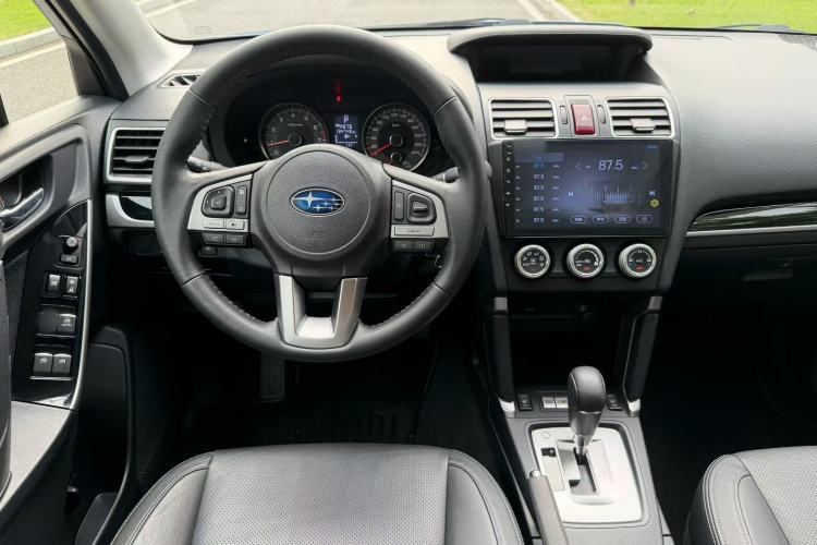Used Subaru Legacy 2016 2.5i All-Wheel-Drive Glory Edition Interior 5