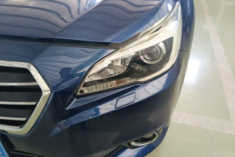 Used Subaru Legacy 2016 2.5i All-Wheel-Drive Glory Edition Left Front Headlight